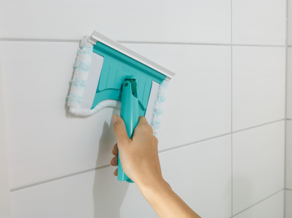 Essuie-baignoire pour carrelage Leifheit, tampon flexible + poignée