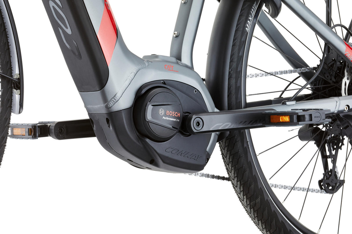 Vélo de trekking électrique Conway Cairon T 2.0 625 mod. 23 ebike conw.cairon t 2.0 625 28 48 diam. gris rouge
