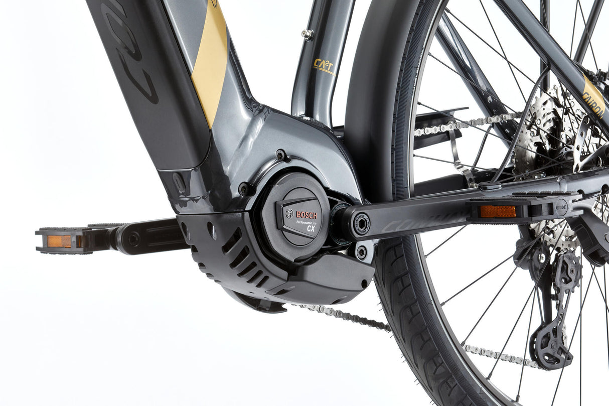 Vélo de trekking électrique Conway Cairon T 6.0 mod. 24 ebike conw.cairon t 6.0 28 46 wave 11sp bl. or