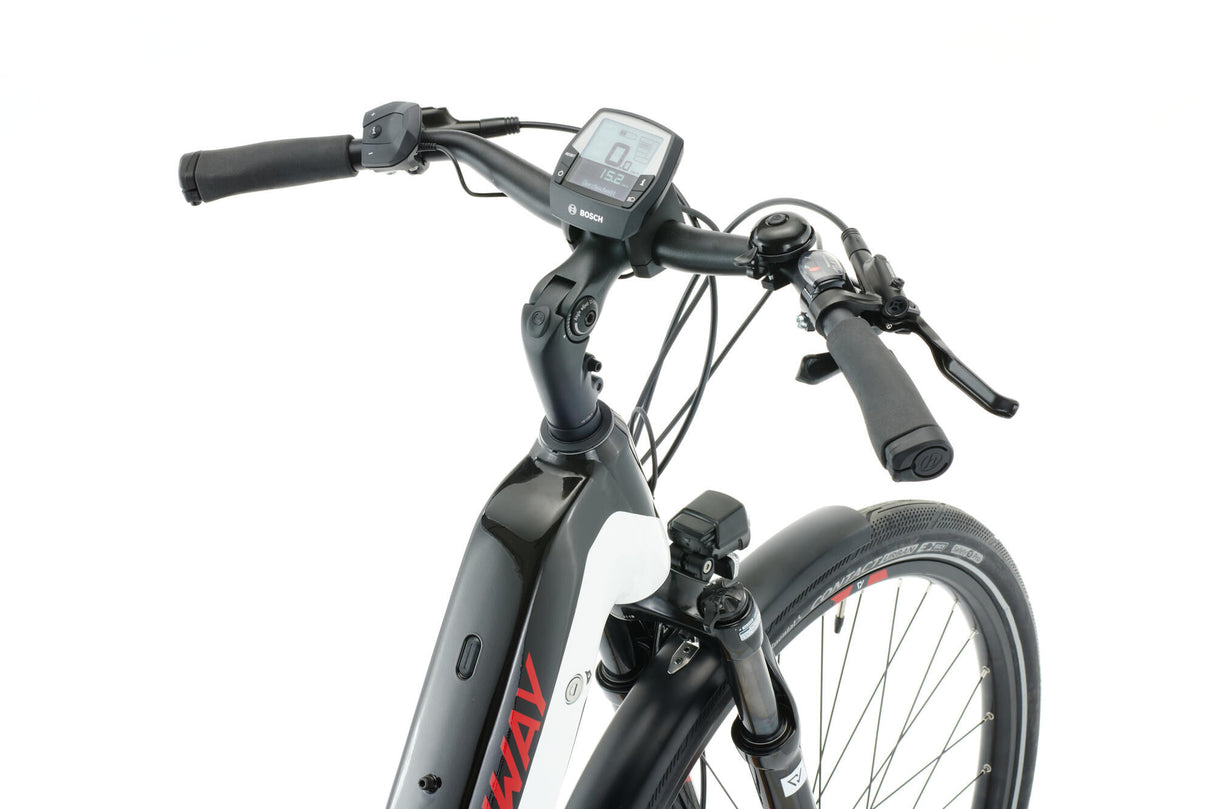 Vélo de trekking électrique Conway Cairon TF 3.8 mod. 24 ebike conw.cairon tf 3.8 28 42 wave 8sp blanc bl.
