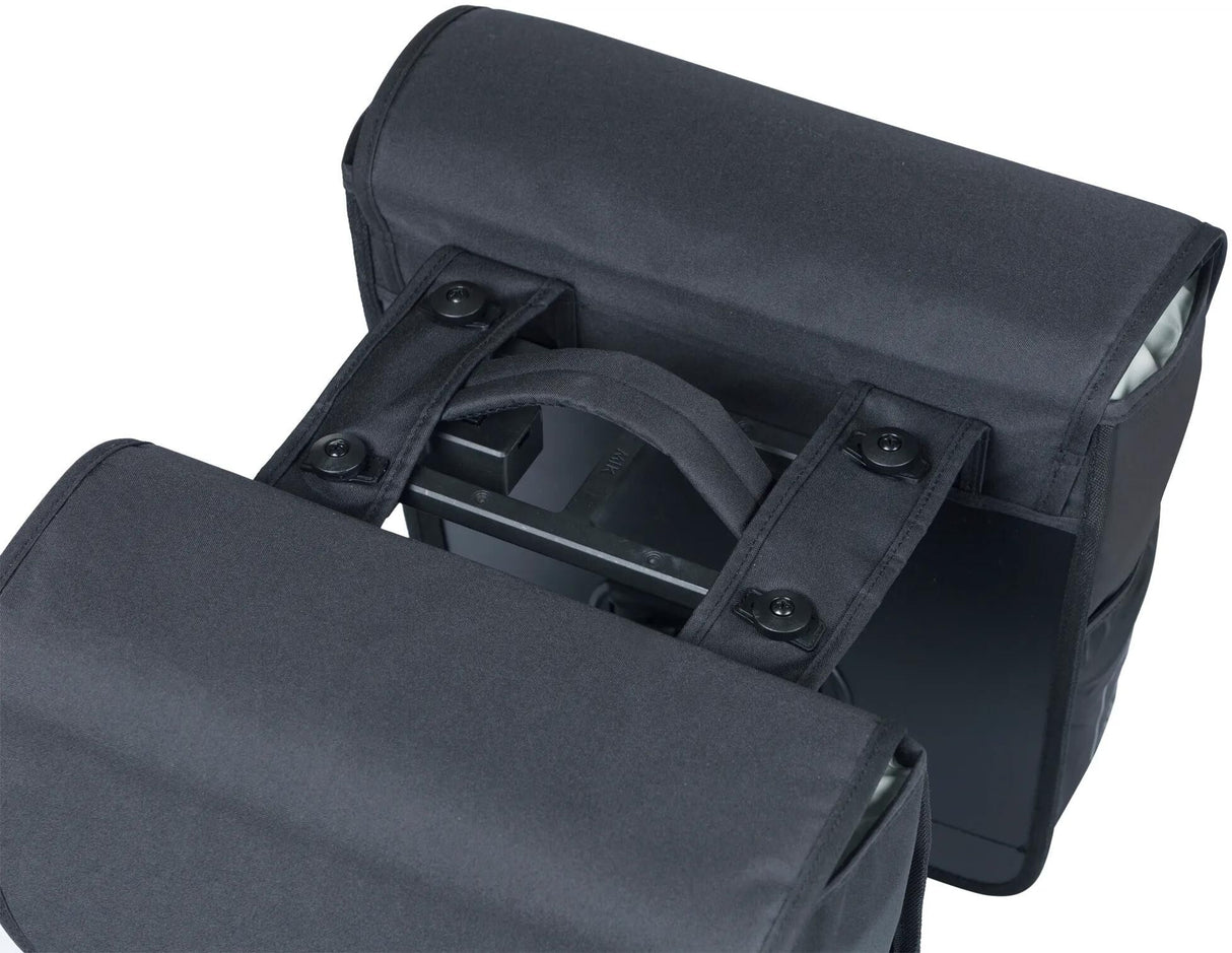 Sacoche de vélo double Basil go mik 32 litres - noir