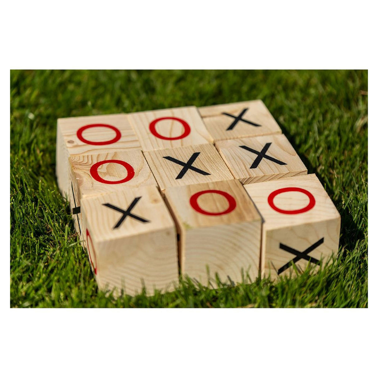 Jeu de tic tac toe en plein air