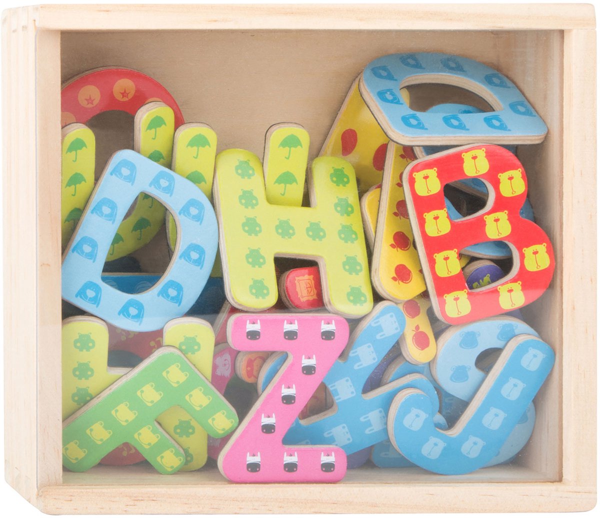 Small foot - lettres magnétiques en bois couleur, 37 pcs.