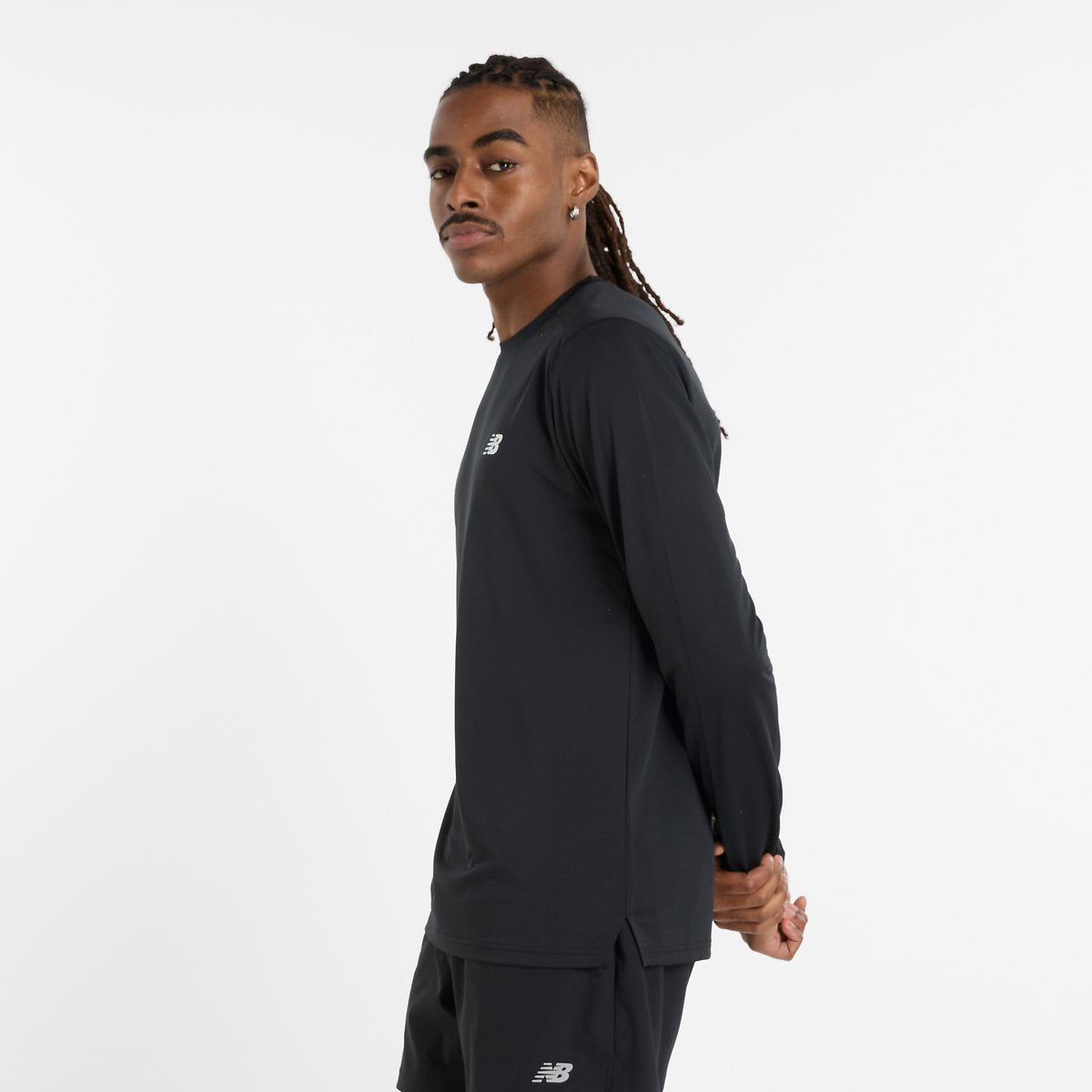 New balance sport chemise à manches longues pull de sport homme - noir