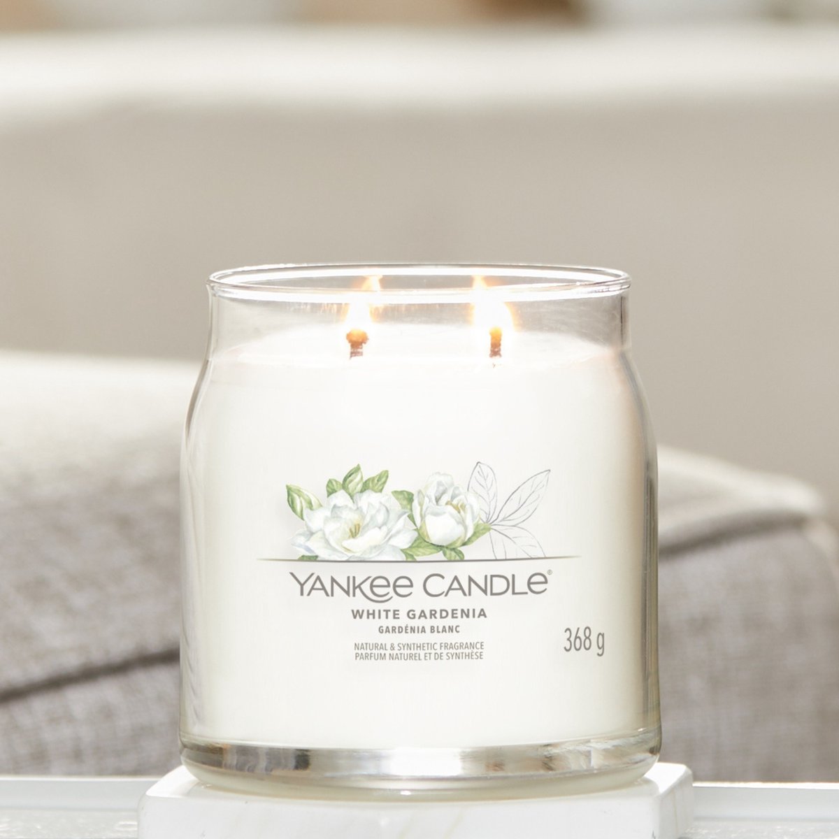 Bougie Yankee - bougie parfumée moyenne gardénia blanc - 50 heures de combustion - 2 mèches
