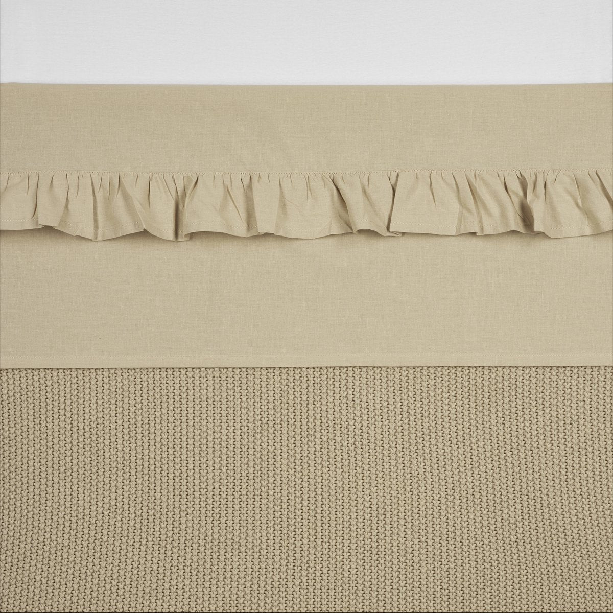 Drap de berceau à volants Meyco - sable - 75x100cm - 0,3 tog