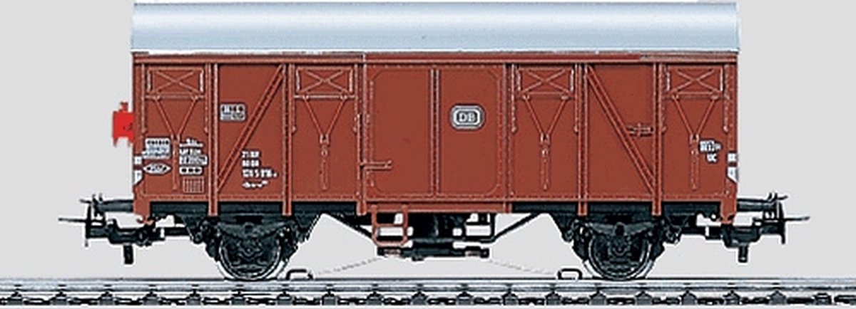 Märklin démarre un wagon de marchandises fermé