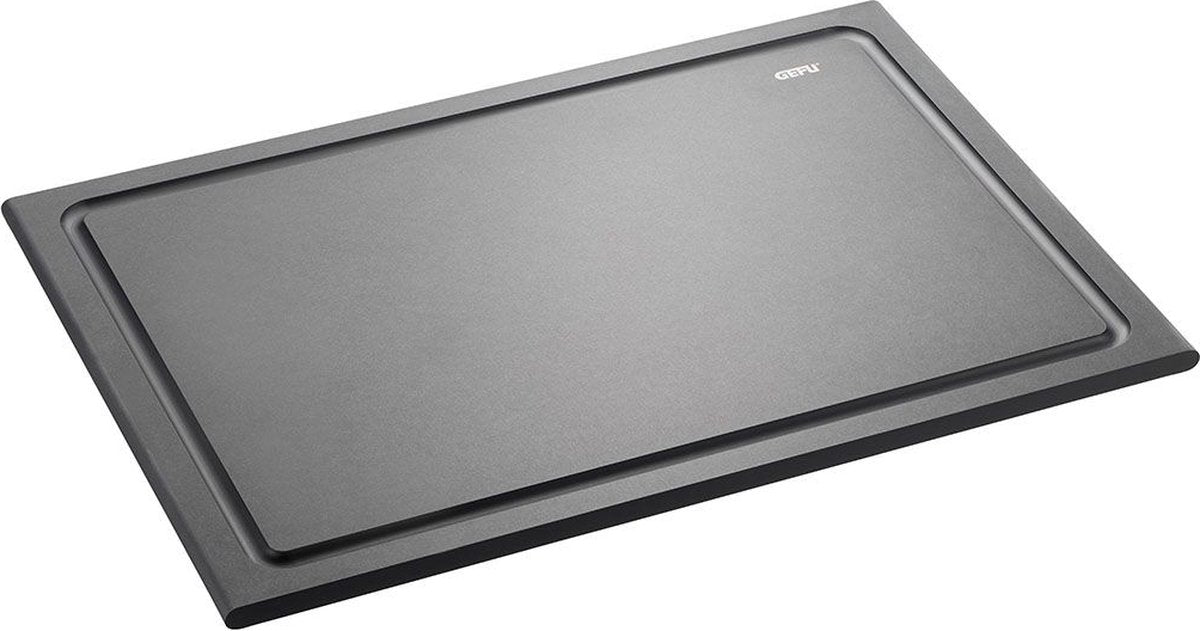 Planche à découper Gefu slize moyenne – 37 x 25 cm – avec canal à jus – bois composite durable
