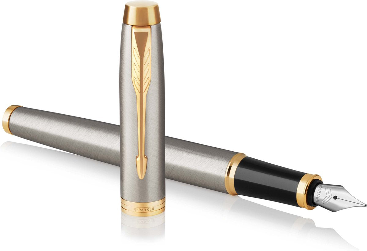 Parker dans un stylo plume | métal brossé | pointe moyenne avec cartouche d'encre bleue | emballage cadeau