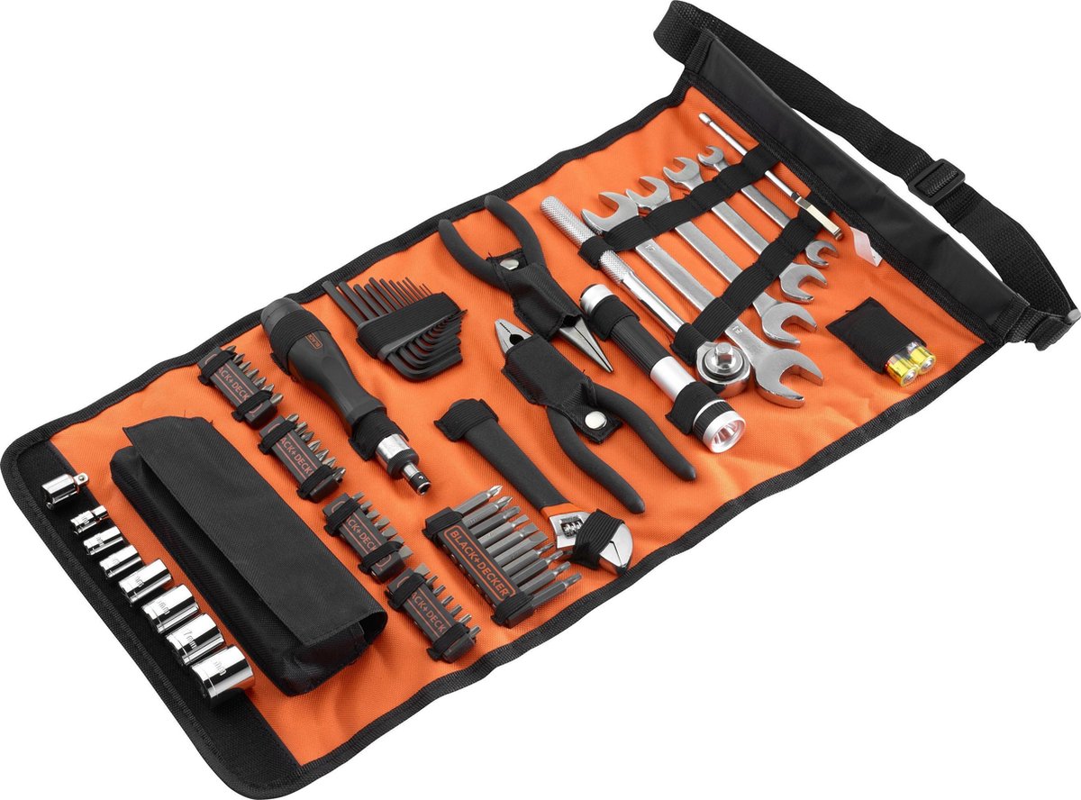 Black+Decker Ensemble d'outils automobiles enroulable de 71 pièces sans batterie ni chargeur - A7144-XJ