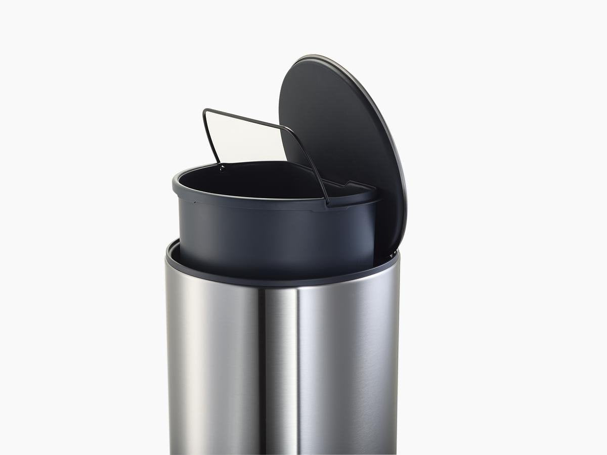 Joseph joseph arc Poubelle à pédale fine 10 litres avec sac intérieur - acier inoxydable