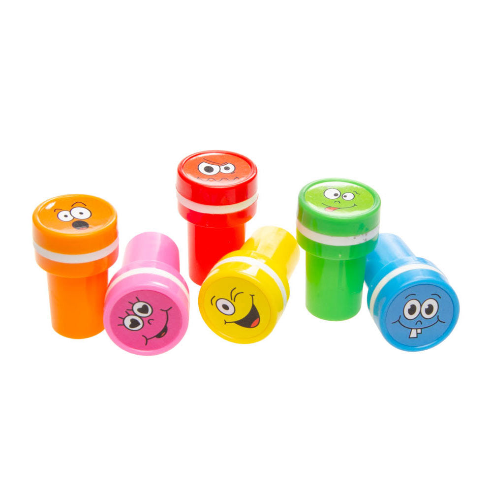 Couleur du timbre du visage souriant Duckiez
