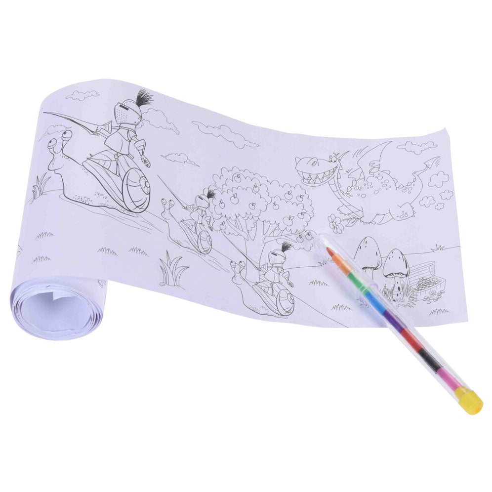Coloriage sur un rouleau avec un crayon de couleur
