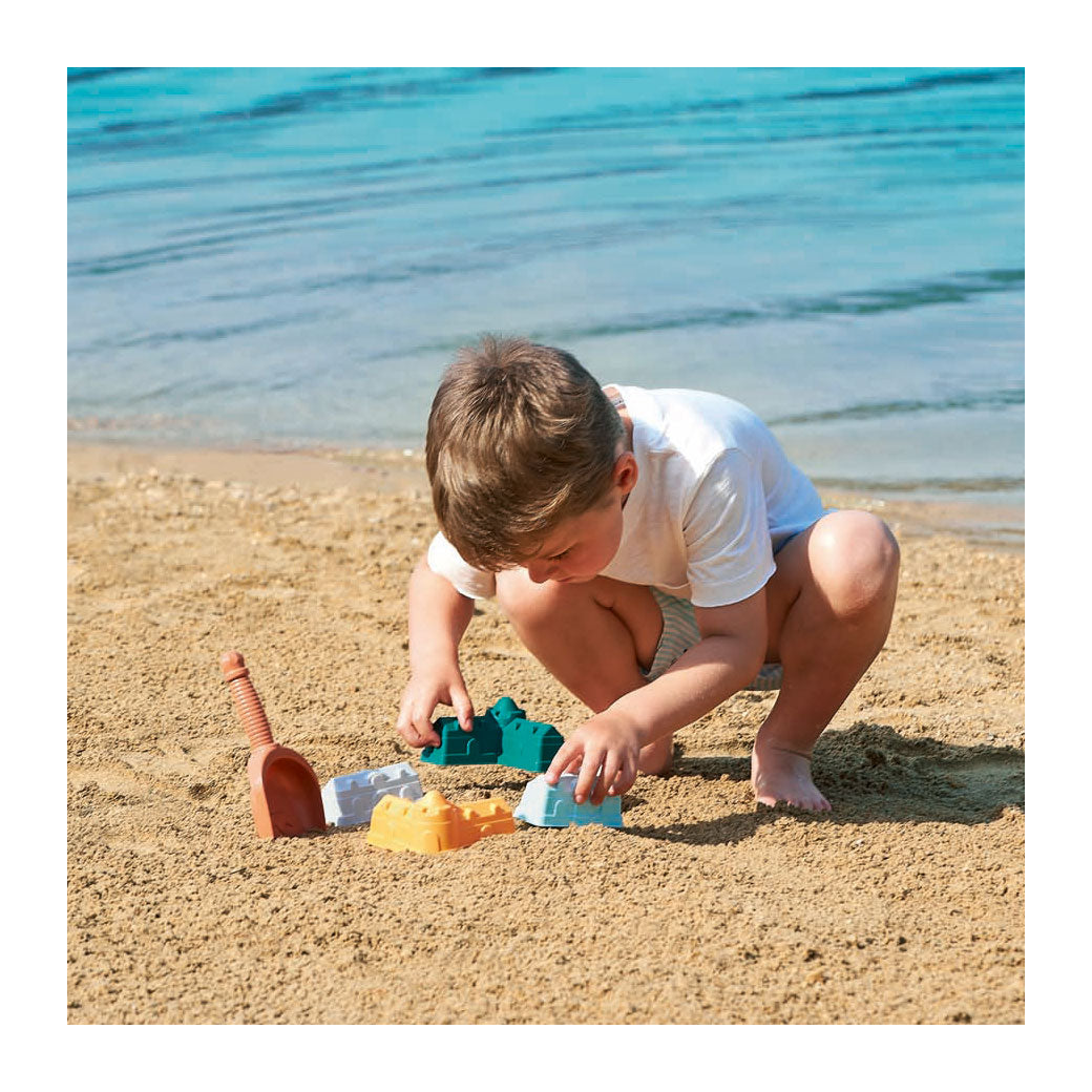 Moules à sable château Ecoiffier avec pelle - 5 pcs.