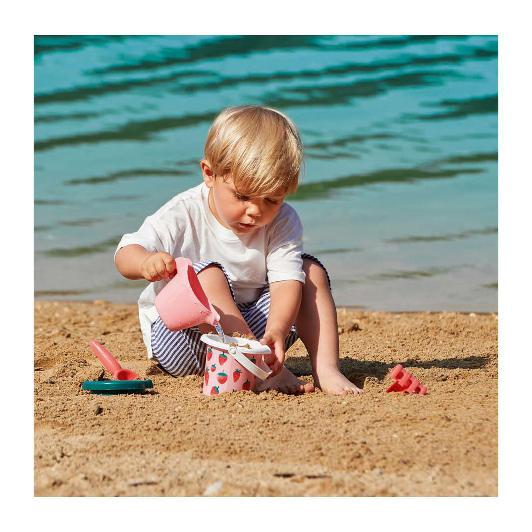 Ensemble de plage fraise Ecoiffier, 4 pièces.