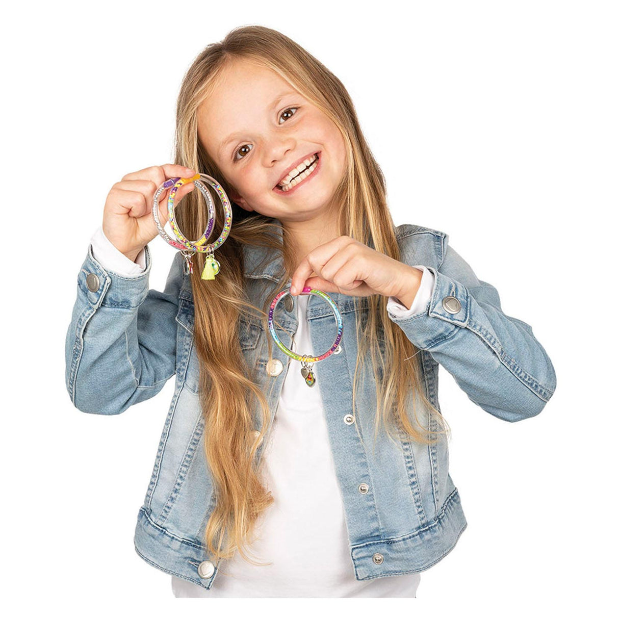 Fabriquer des bracelets à remplir Totum - kit de bricolage pour filles à partir de 4 ans - remplir des bracelets en tube avec plus de 2400 pierres aux couleurs gaies - bracelets en tube