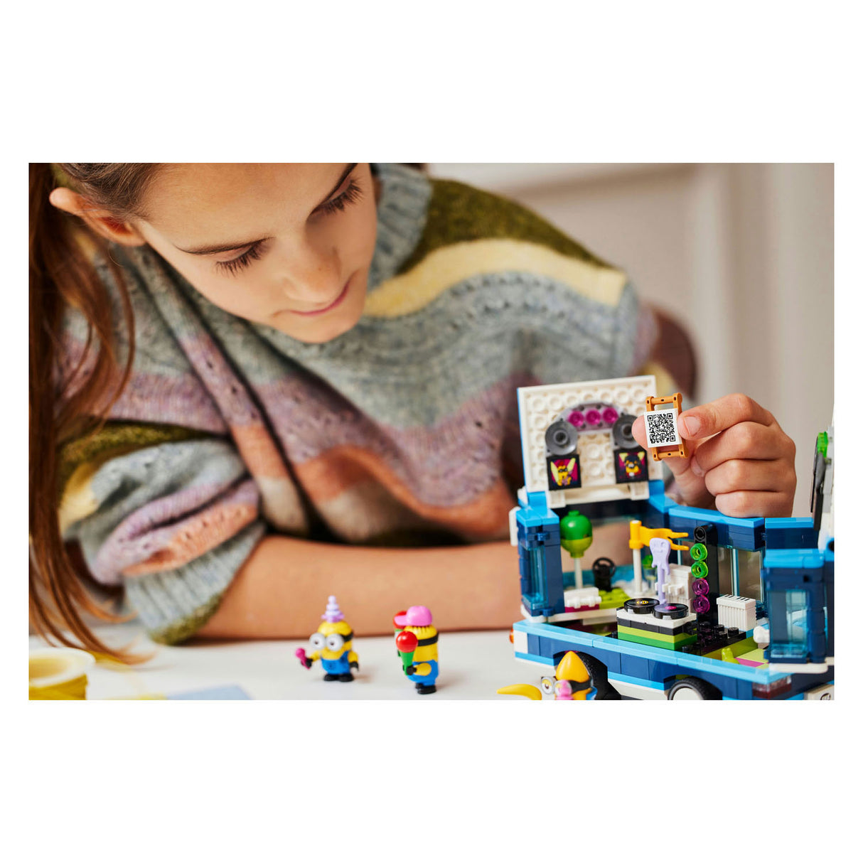 Lego Despicable Me 75581 Musical Party Bus of the Minions