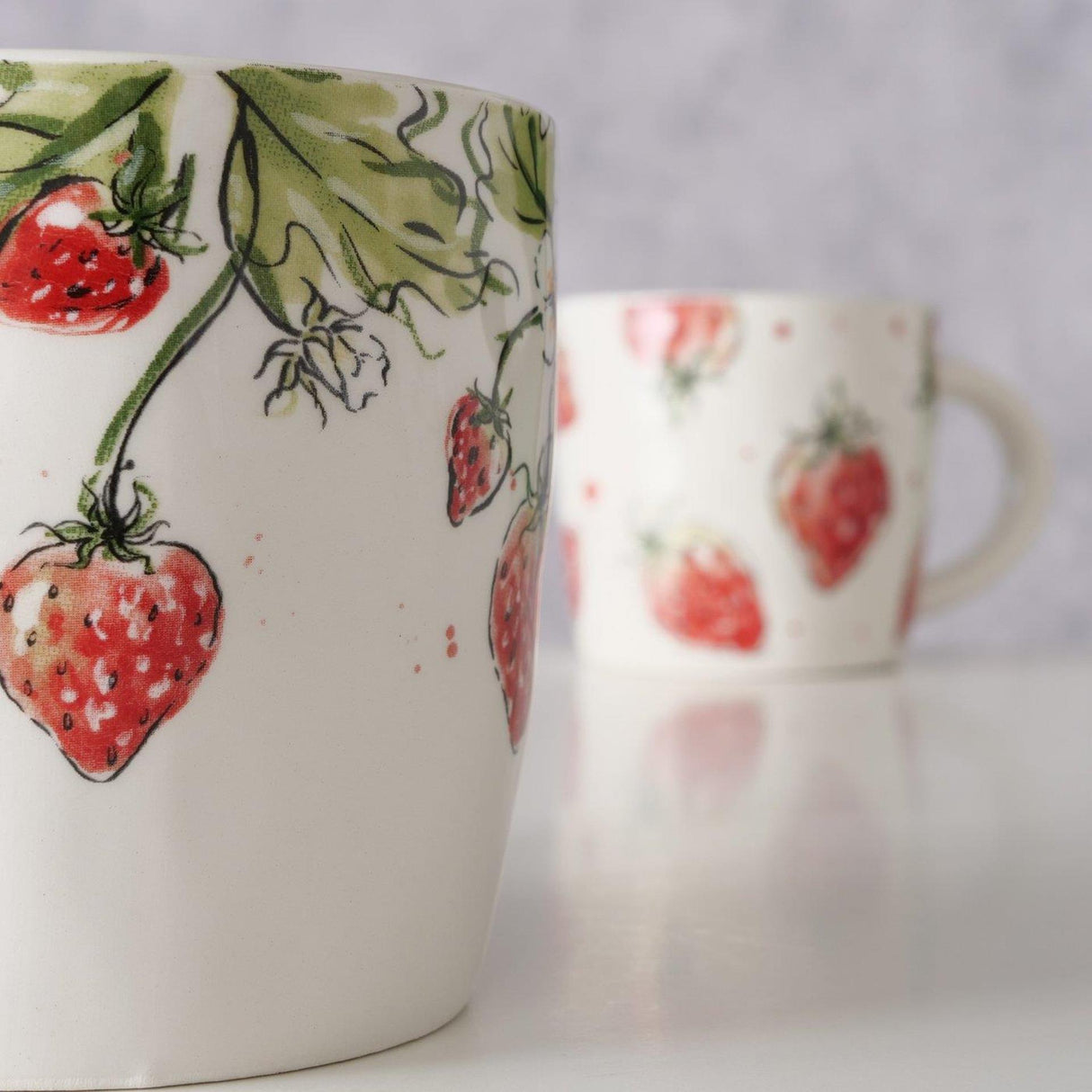 Boltze home jumbo mok strawberry 450ml