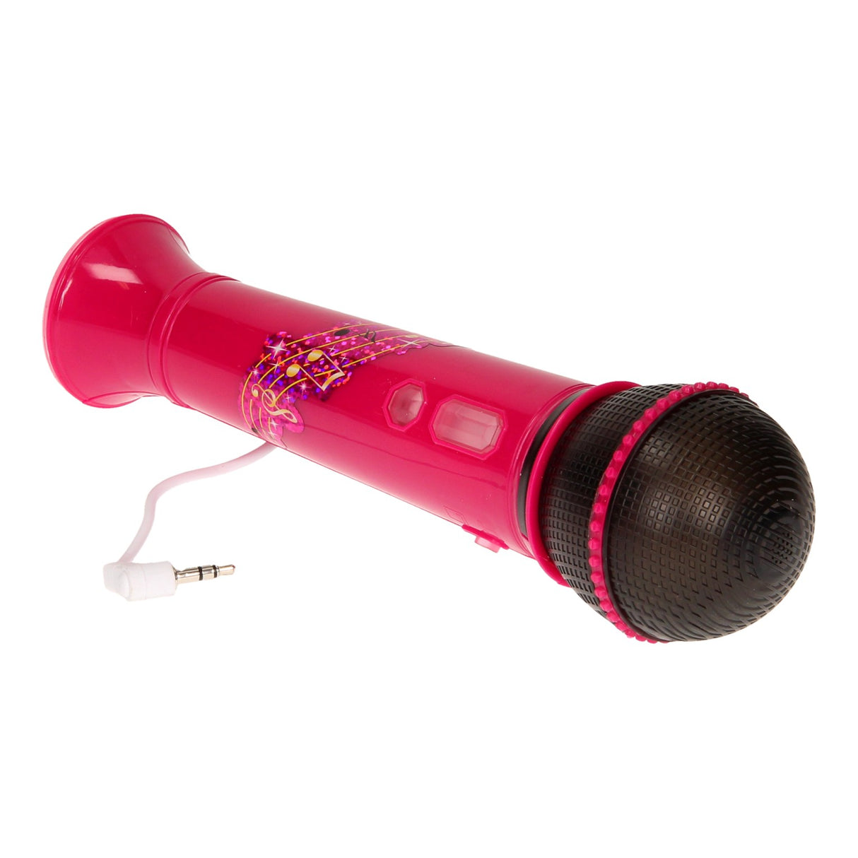 John Toys chante avec le microphone