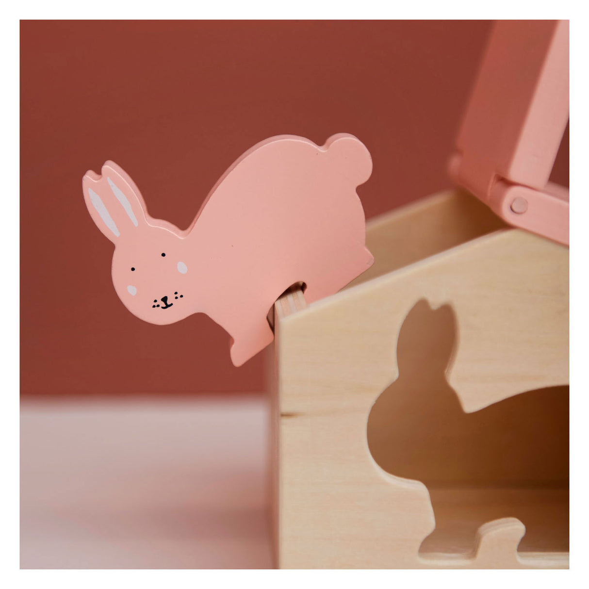 Trixie Wooden House avec des blocs Mme Rabbit