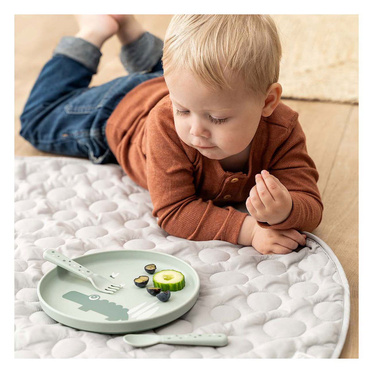 Assiette enfant Done by Deer croco vert