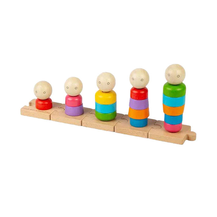Jouets empilables familiaux arc-en-ciel en bois Bigjigs, 25 pièces.