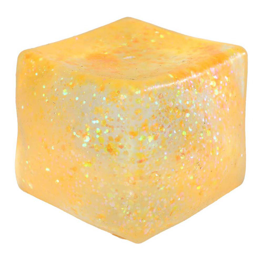 Presser un méga morceau de sucre 7x7x7cm