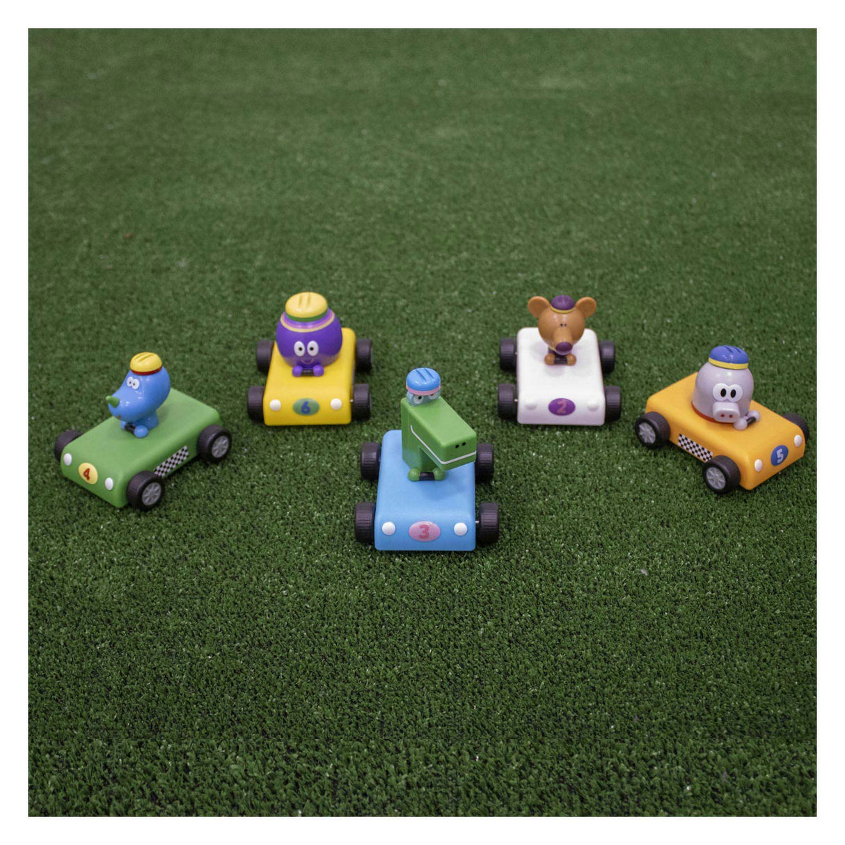 Spectron, hé, voiture de course Duggee