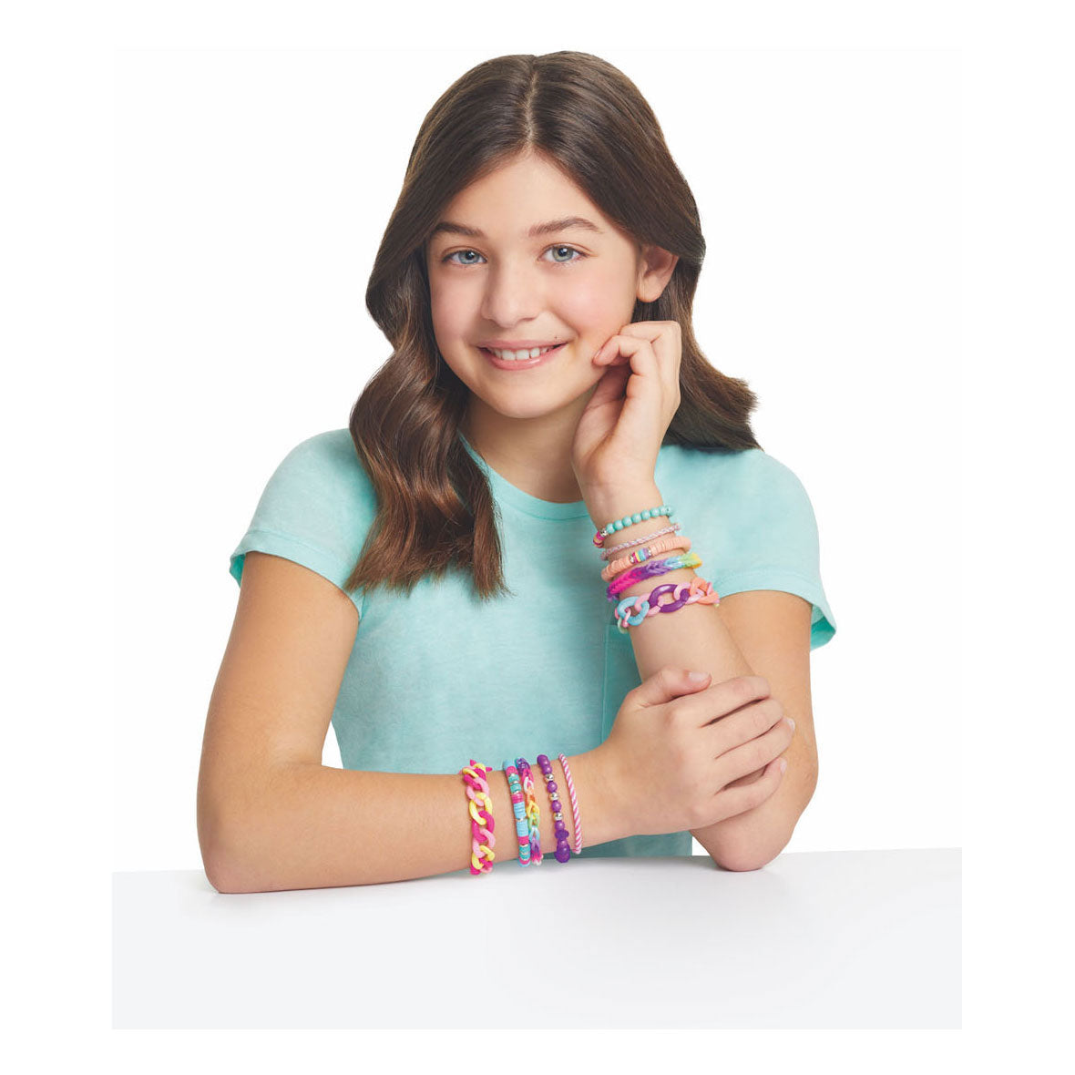 Rendez-le réel – Tour à bijoux 5 en 1 – Mélangez et réalisez 41 bracelets colorés.