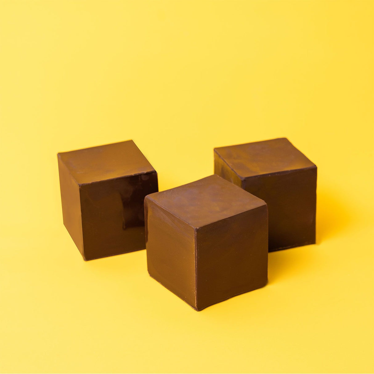 Merkloos kaboom chocolaka • mini chocolade piñata mal kubus