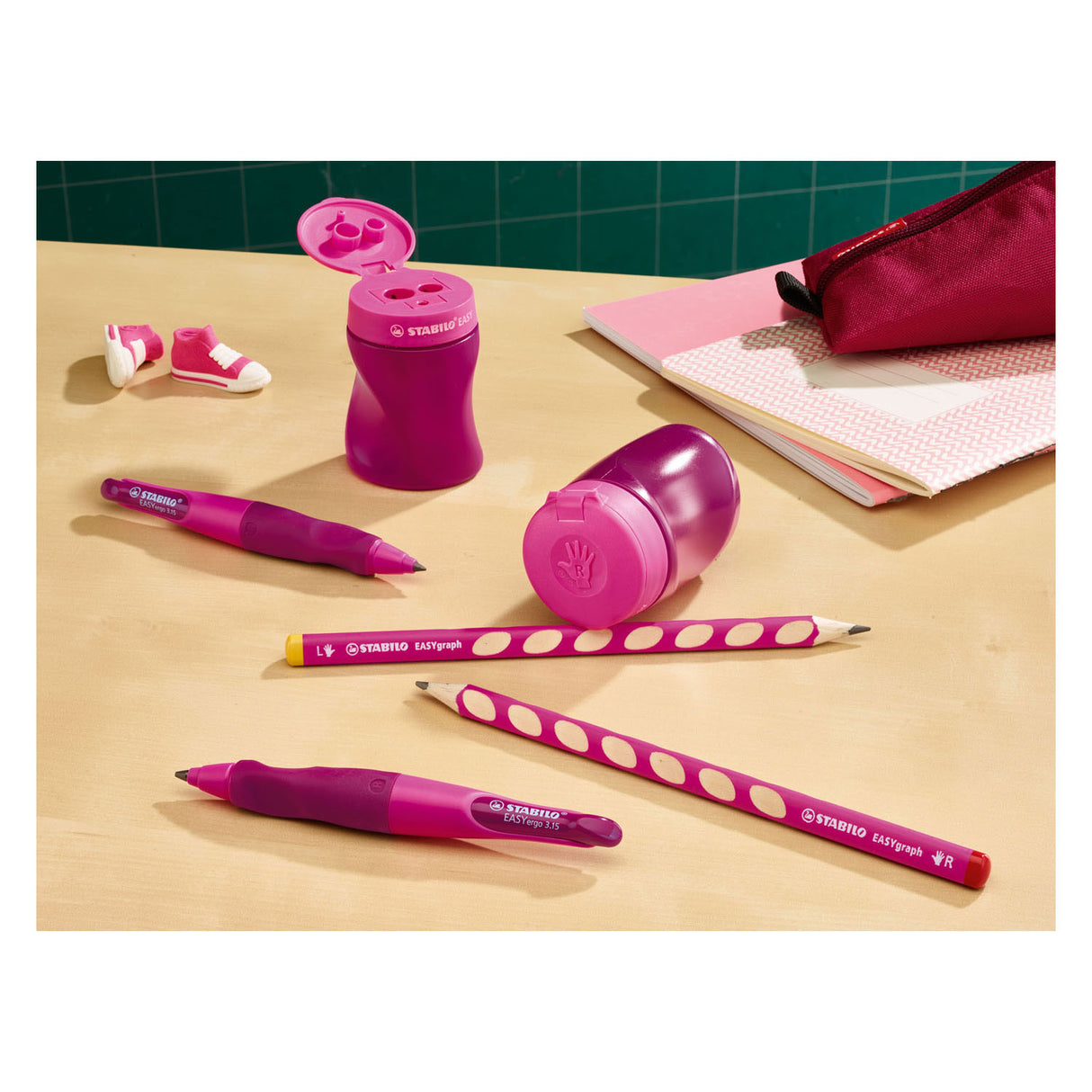 Stabilo Easysharpener - 3 en 1 crayon Sharper - à droite - rose
