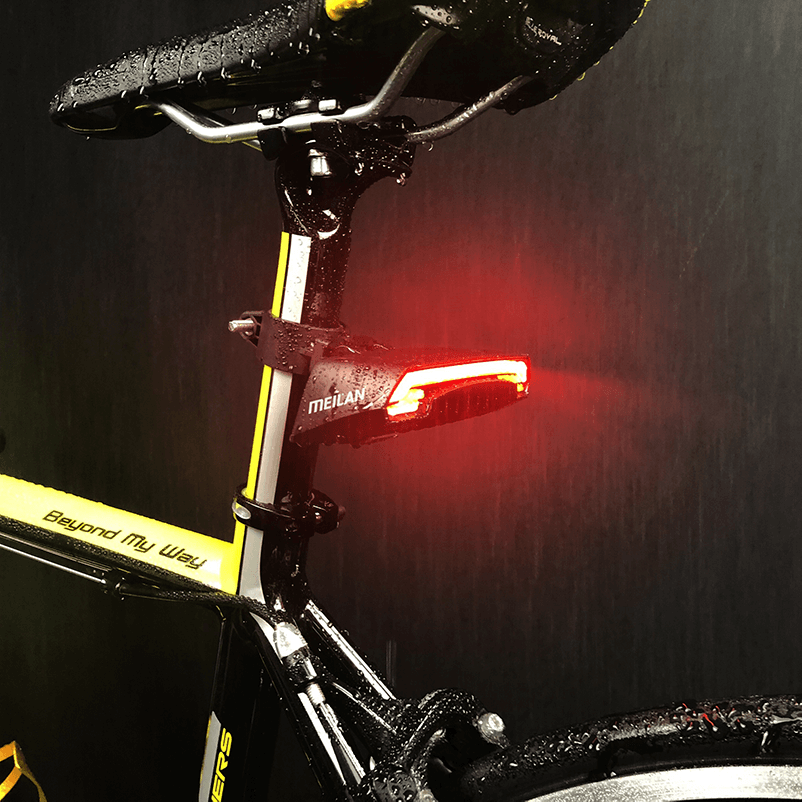 Feu arrière laser Meilan avec télécommande USB x5