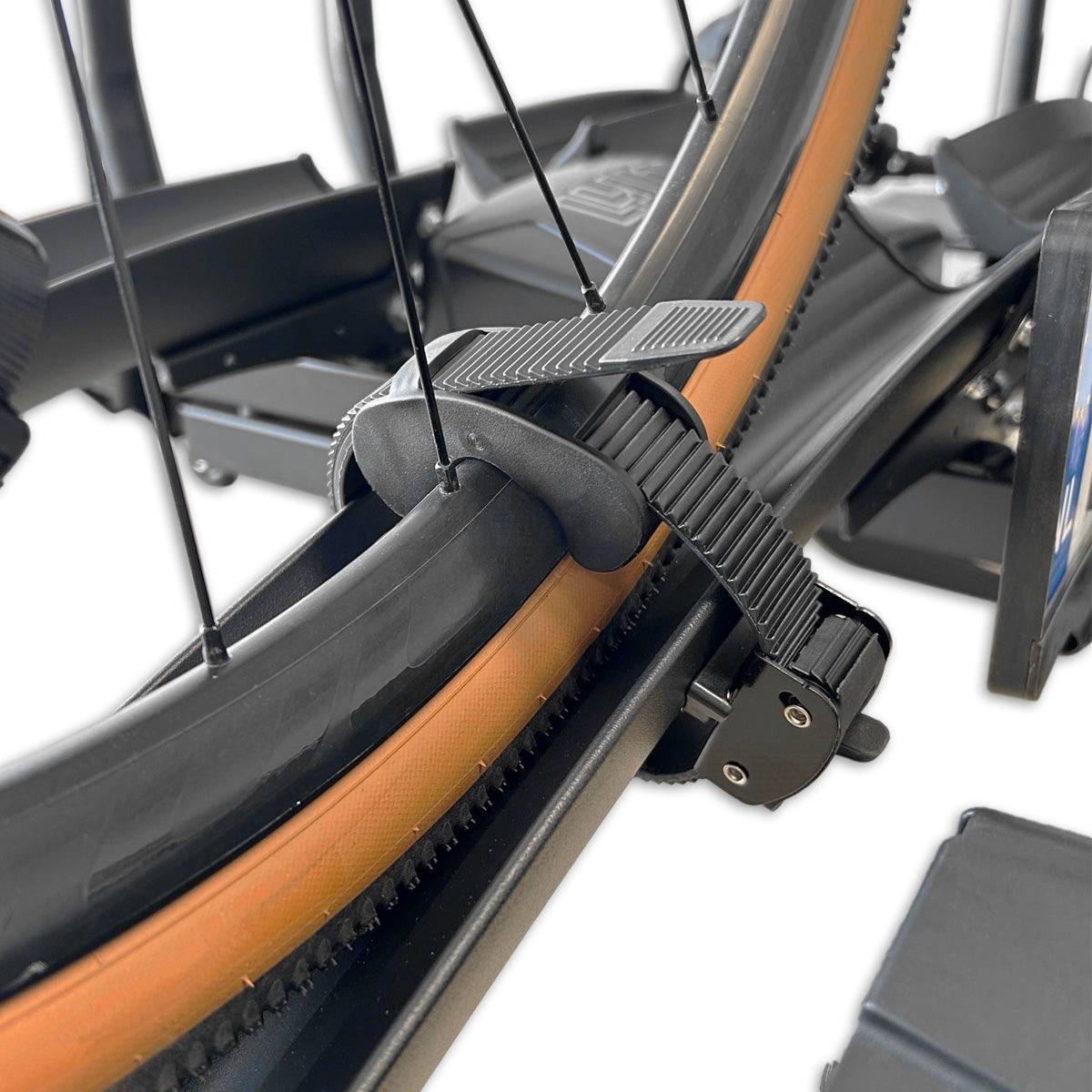 Carrier du vélo de lynx Tiltable pour 2 vélos - Towbar