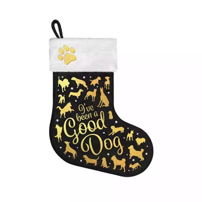 Beaucoup de cadeaux bas de Noël bon chien noir