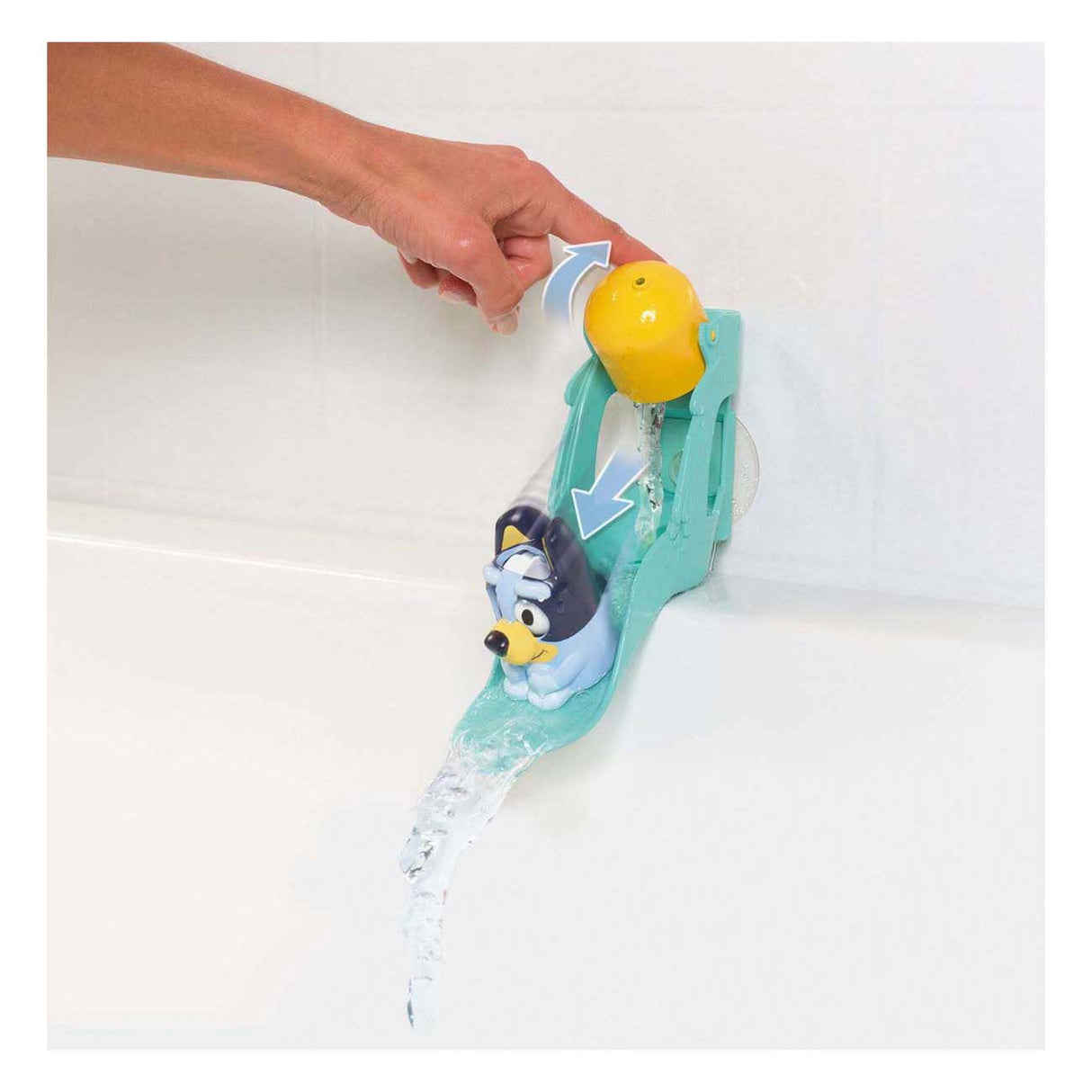 Le toboggan aquatique de Tomy Bluey