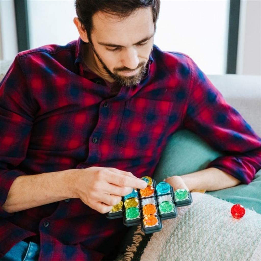 Quête de diamant de jeux intelligents