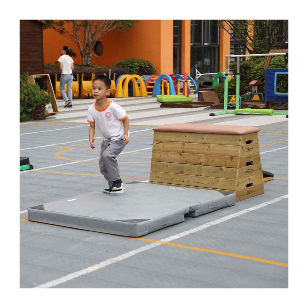 Boîte gonflable à 4 niveaux en bois Classic World, réglable en hauteur, 80 cm