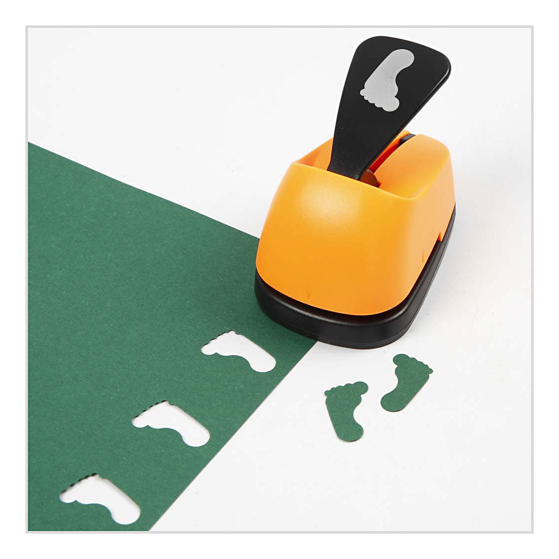Société créative https : www.ccobby.nl punching-every-day-size-25-mm-12-piece-1-box