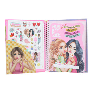 Livre des meilleurs amis du top model