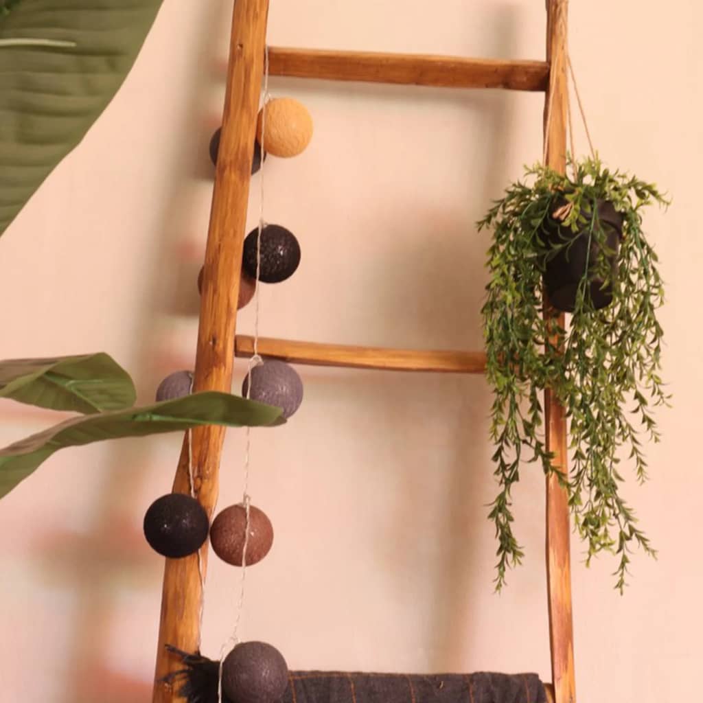 Plante d'art émeraude suspendue dans le pot buxe 50 cm