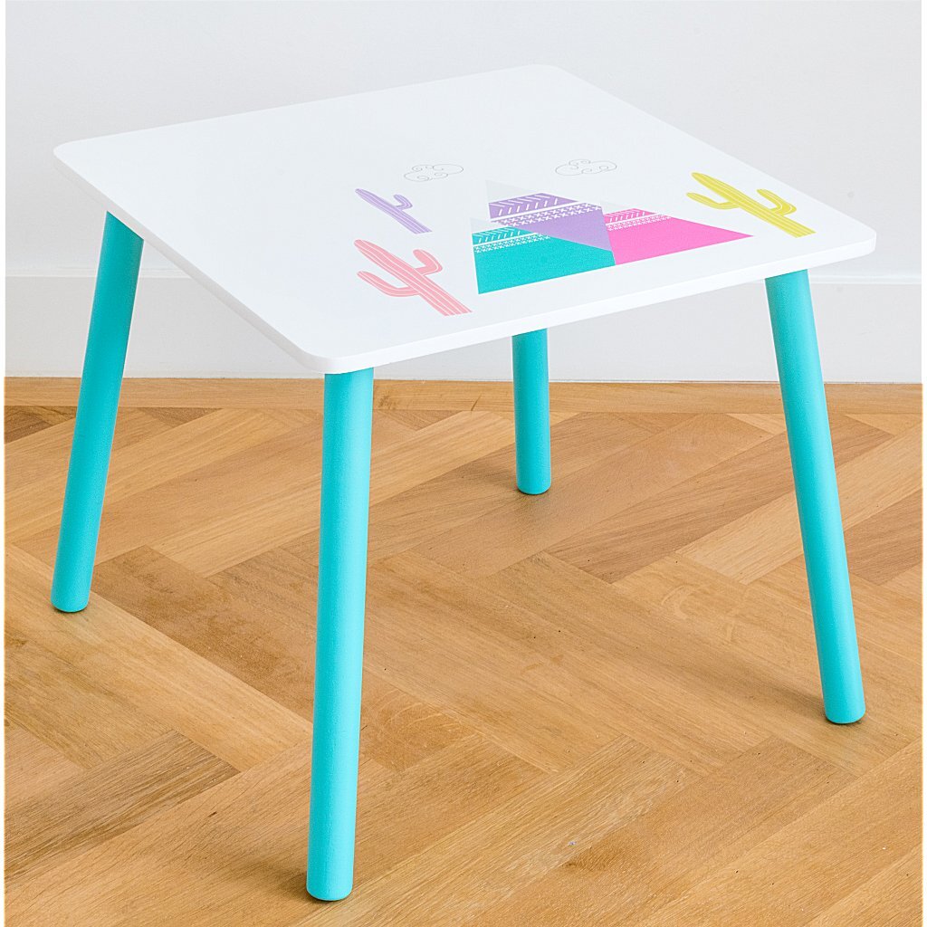 Table en bois de lama avec 2 chaises