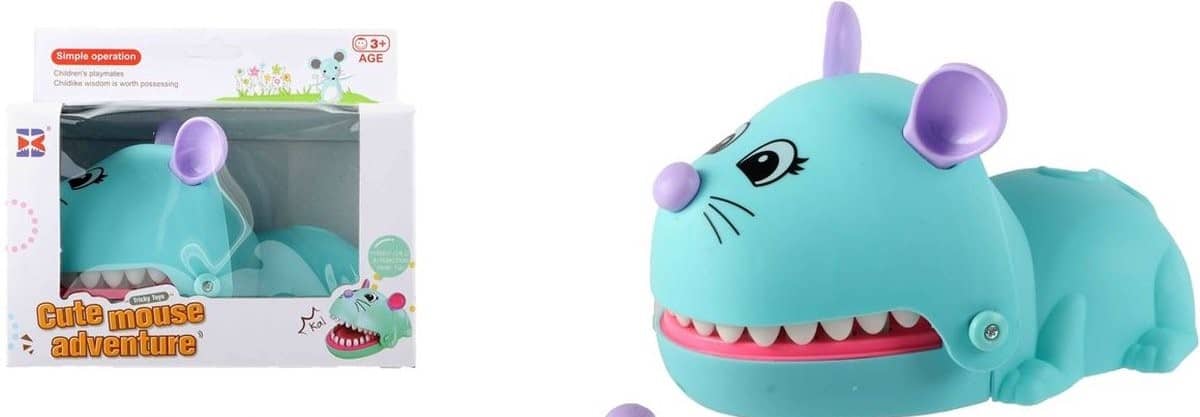 Jeu de dents avec souris verte
