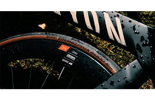 Continental Grand Prix Raceband 700x25C, Black Brown, Tennessless, 25-622 Etro