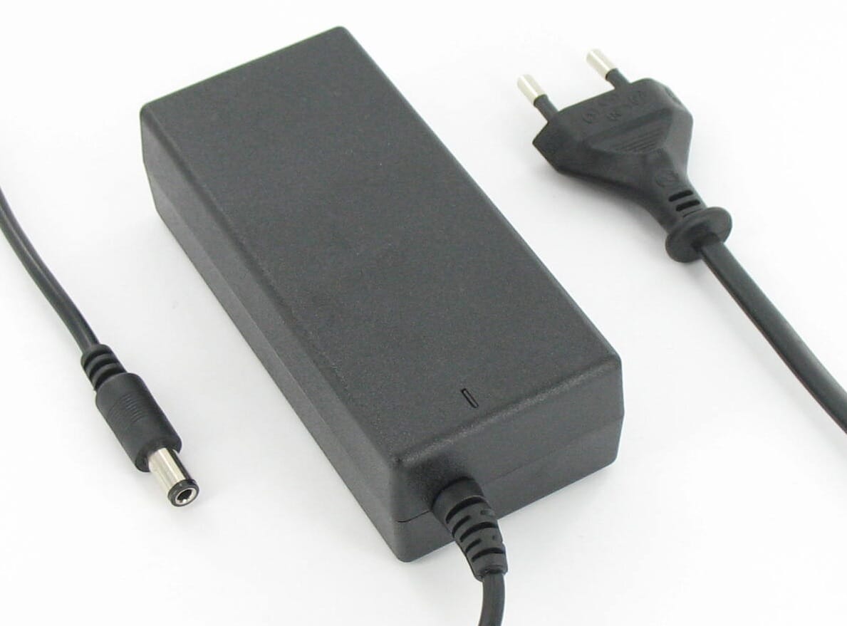 Adaptateur AC Blu-Basic AL1714