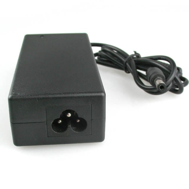 Adaptateur AC Toshiba ACT 45W