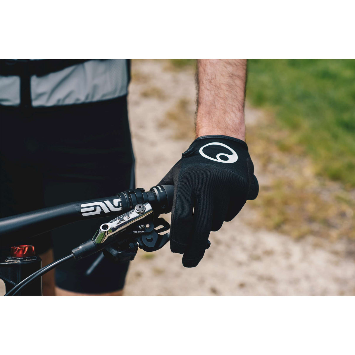 Ergon Glove He2 Evo Mt S