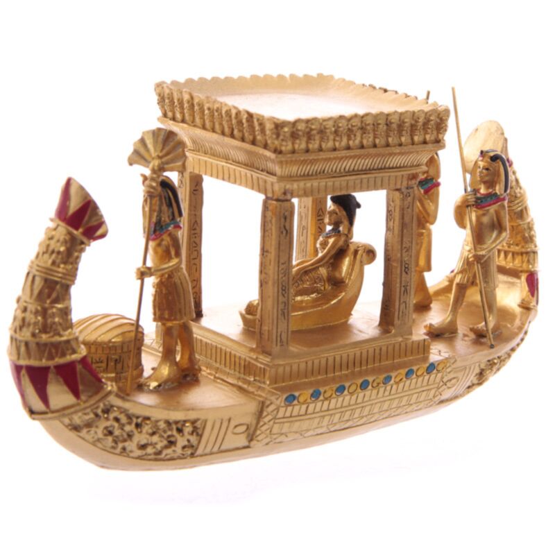 Egypte - bateau couvert d'or