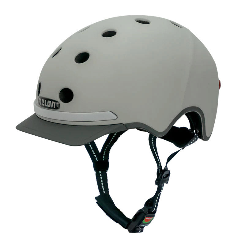 Casque de melon avec l'éclairage E-Series Metropolis M-L