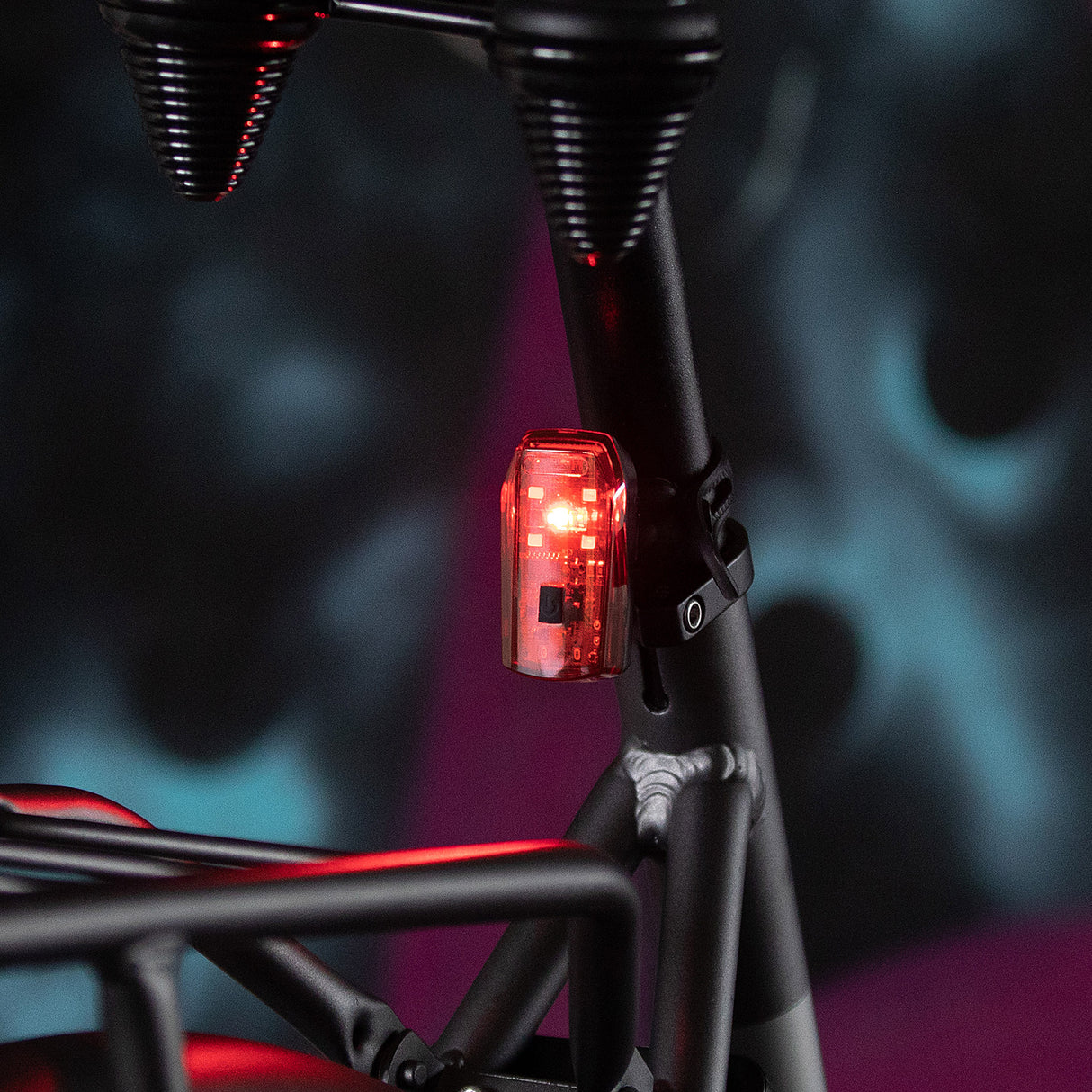 Aval de frein à feu arrière à l'épreuve arrière urbain rechargeable