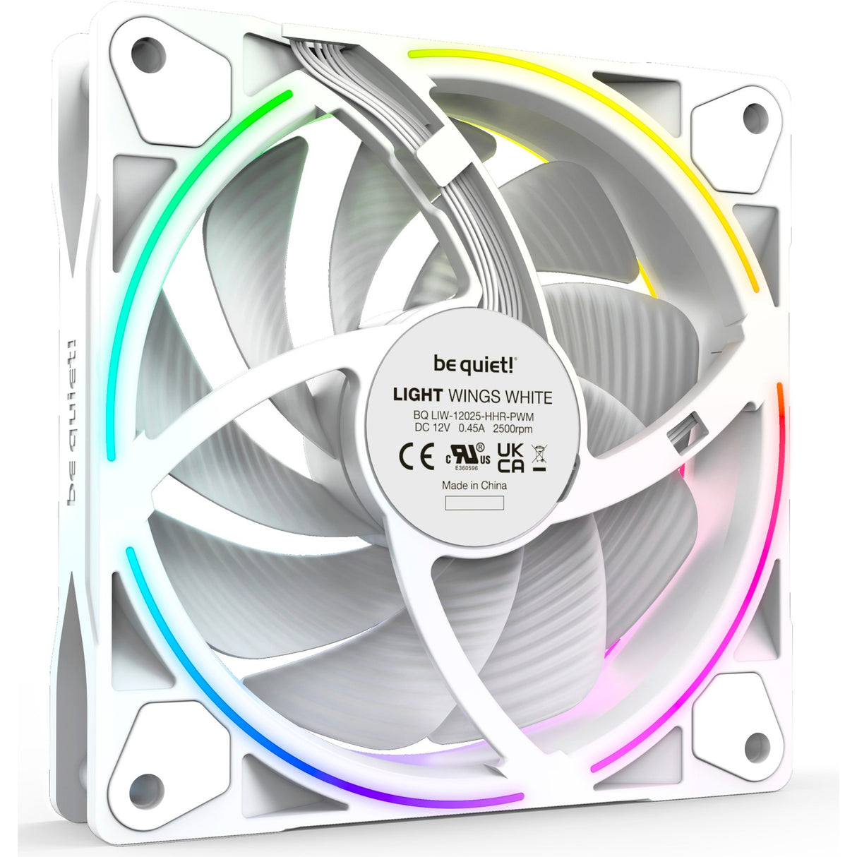 Soyez silencieux! Pack triple PWM à haut débit blanc léger 120 mm